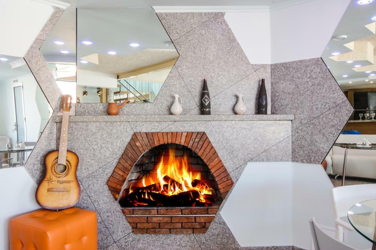 Vigor Hotel Sighnaghi Bagian luar foto
